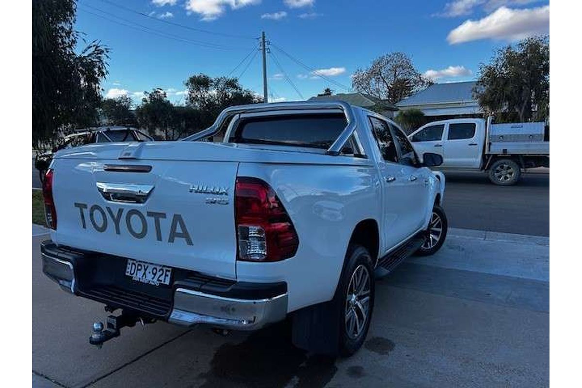 2017 Toyota Hilux SR5 GUN126R 4X4
