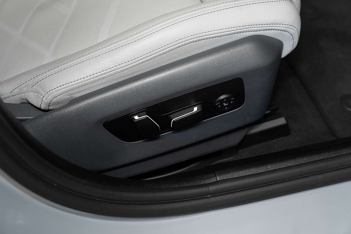 2023 BMW 5 Series 520i M Sport G60
