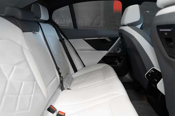 2023 BMW 5 Series 520i M Sport G60