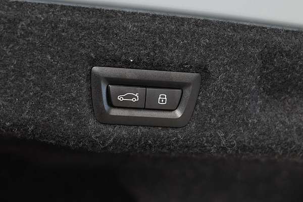 2023 BMW 5 Series 520i M Sport G60
