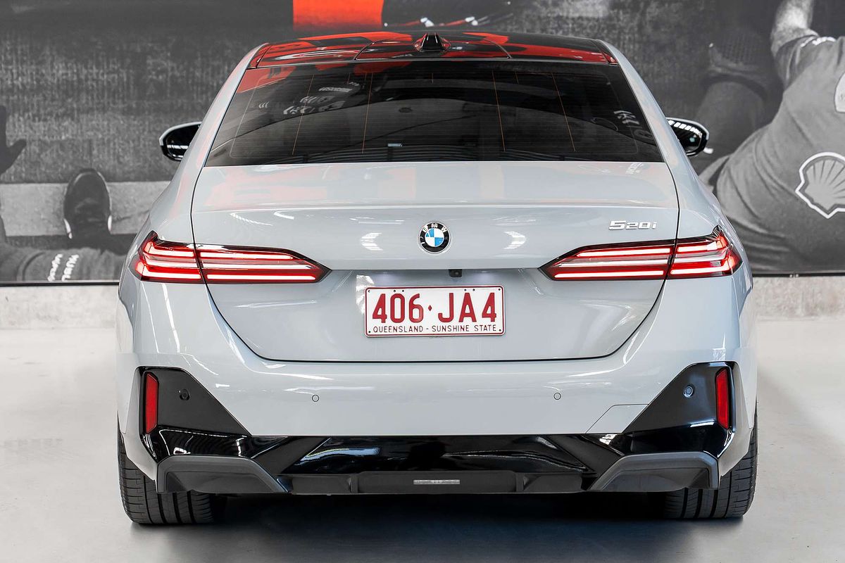 2023 BMW 5 Series 520i M Sport G60