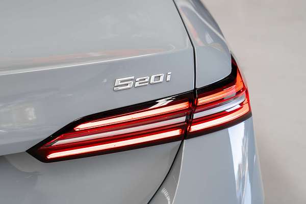 2023 BMW 5 Series 520i M Sport G60