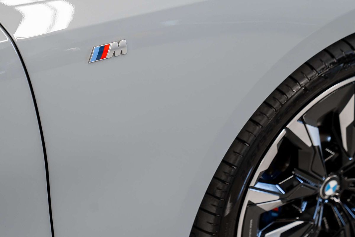 2023 BMW 5 Series 520i M Sport G60