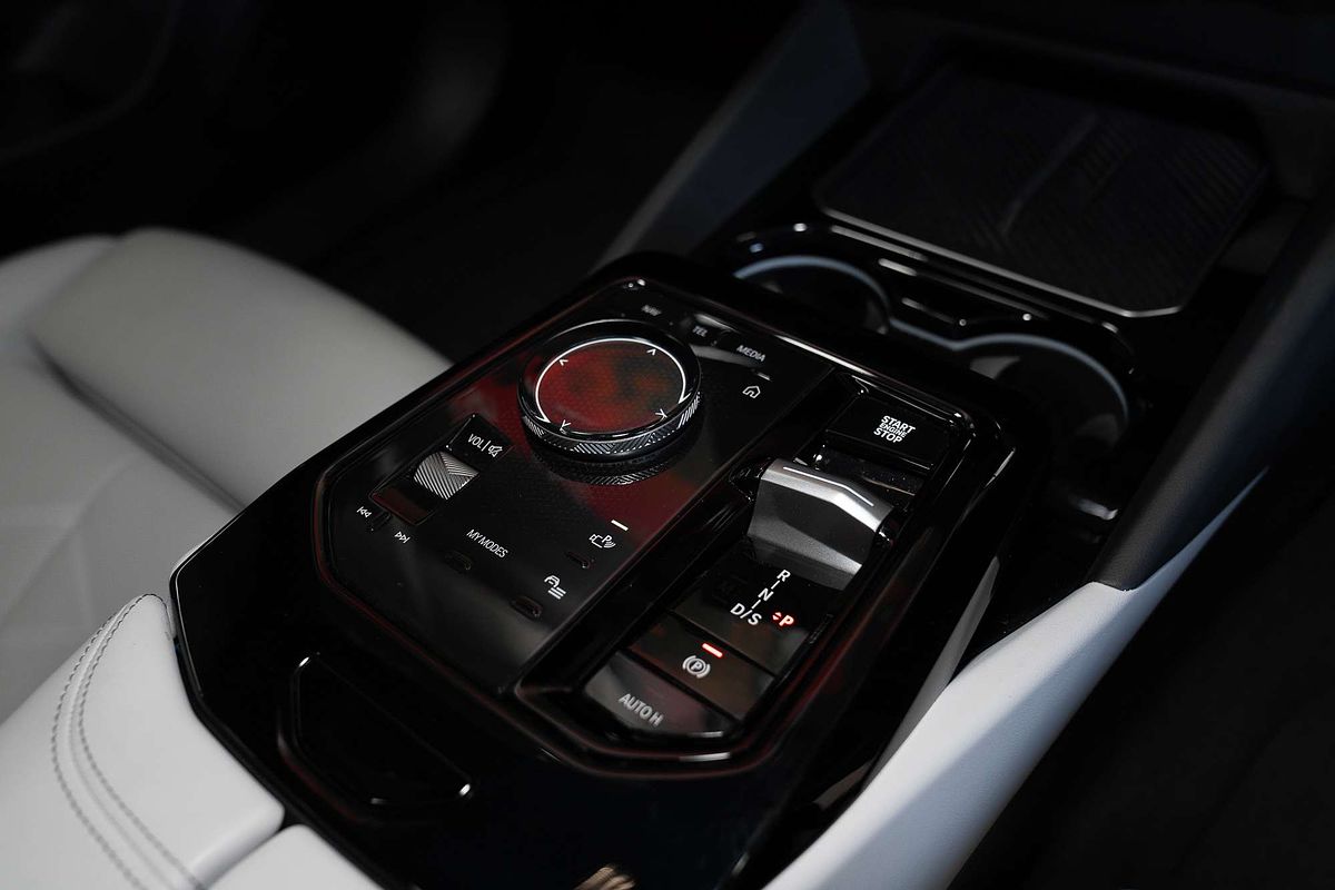 2023 BMW 5 Series 520i M Sport G60