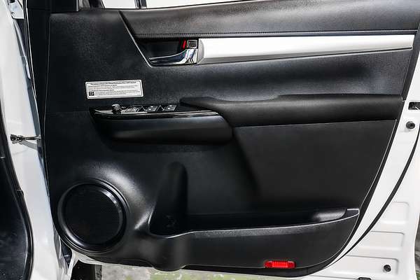 2020 Toyota Hilux SR5 GUN126R 4X4