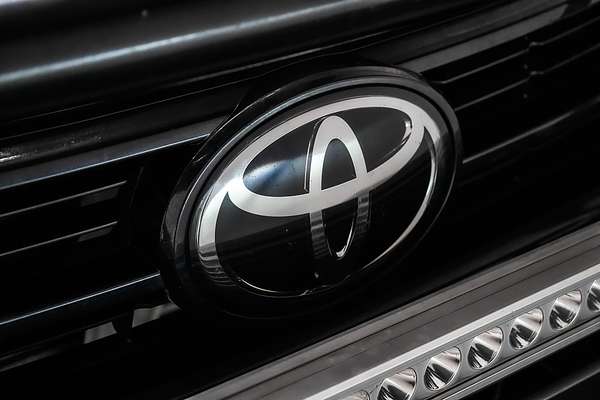 2020 Toyota Hilux SR5 GUN126R 4X4