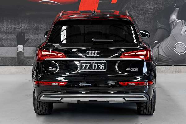 2022 Audi Q5 45 TFSI FY