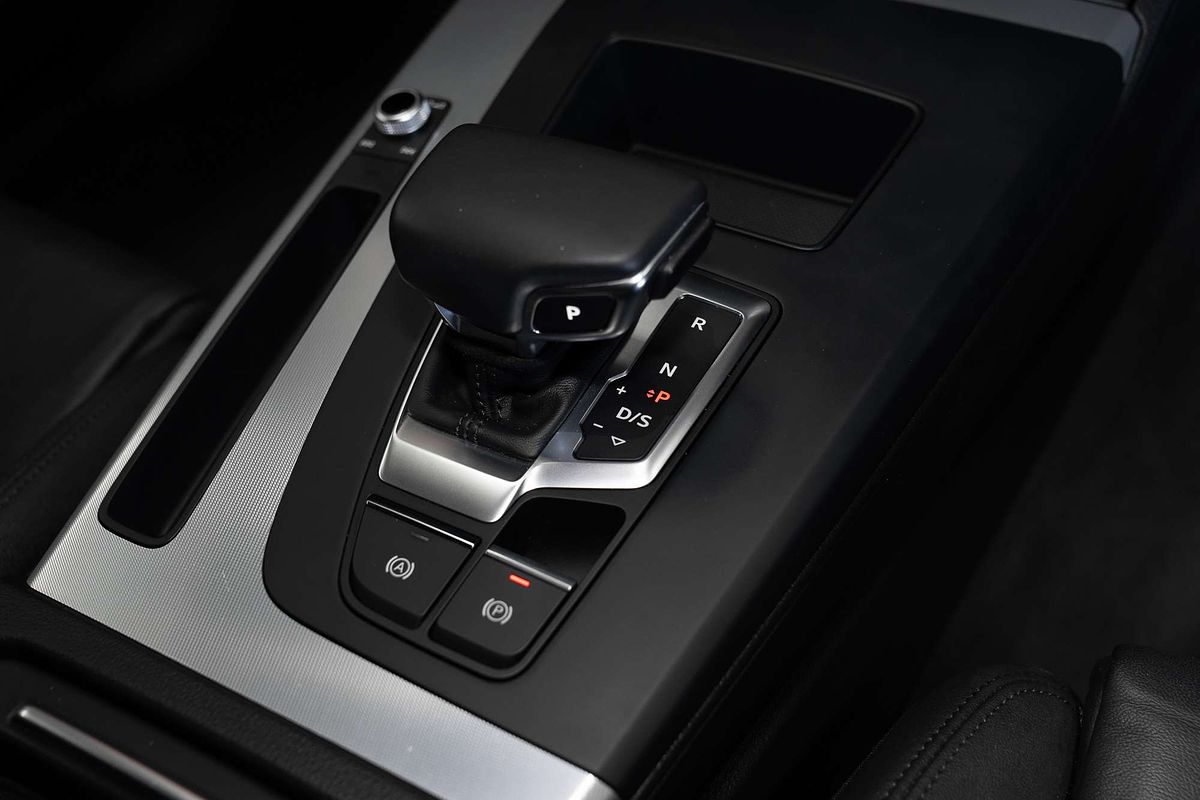 2022 Audi Q5 45 TFSI FY