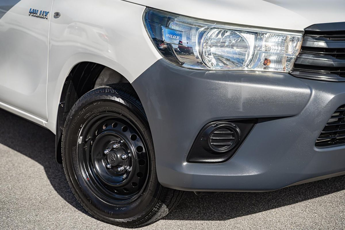 2016 Toyota Hilux Workmate TGN121R Rear Wheel Drive