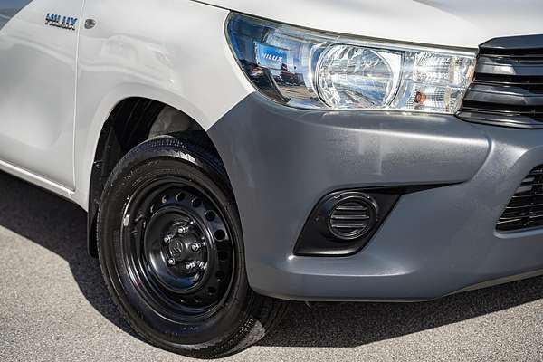 2016 Toyota Hilux Workmate TGN121R Rear Wheel Drive