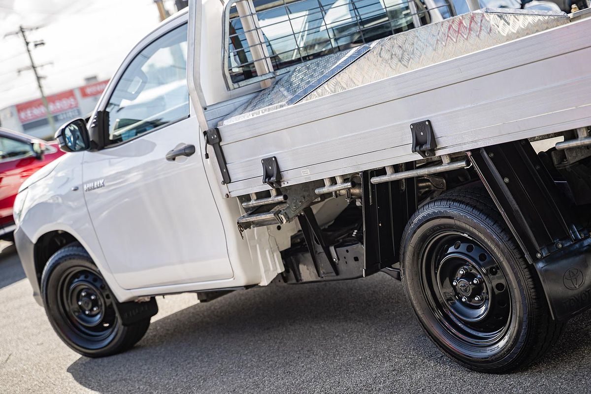 2016 Toyota Hilux Workmate TGN121R Rear Wheel Drive