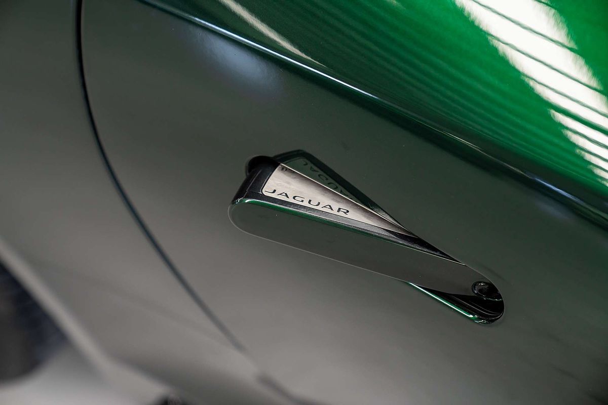 2020 Jaguar F-TYPE R-Dynamic X152