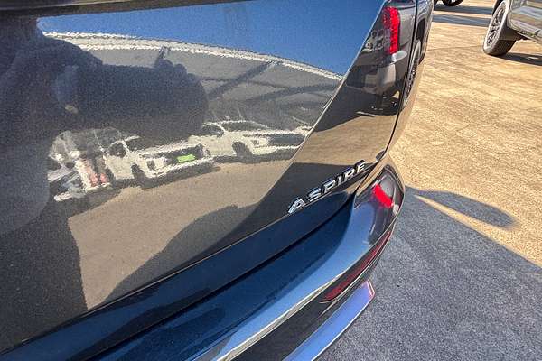 2025 Mitsubishi Outlander Aspire ZM