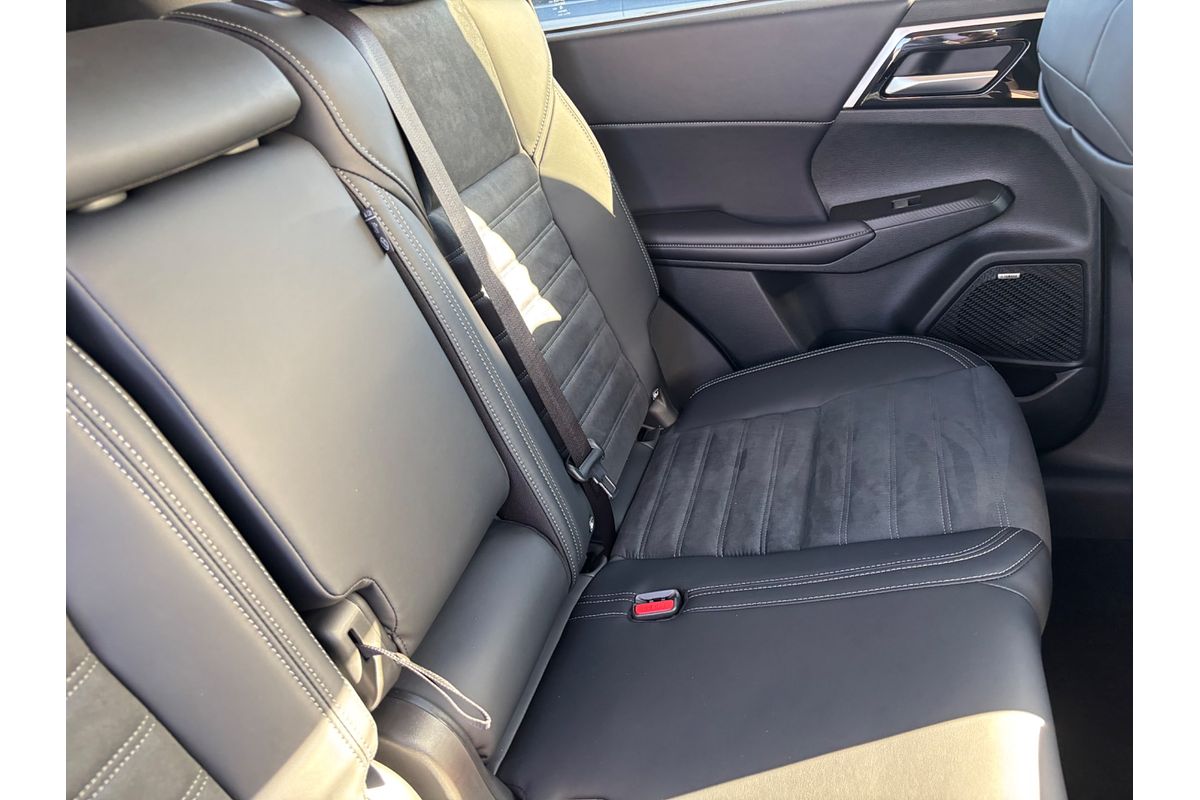 2025 Mitsubishi Outlander Aspire ZM