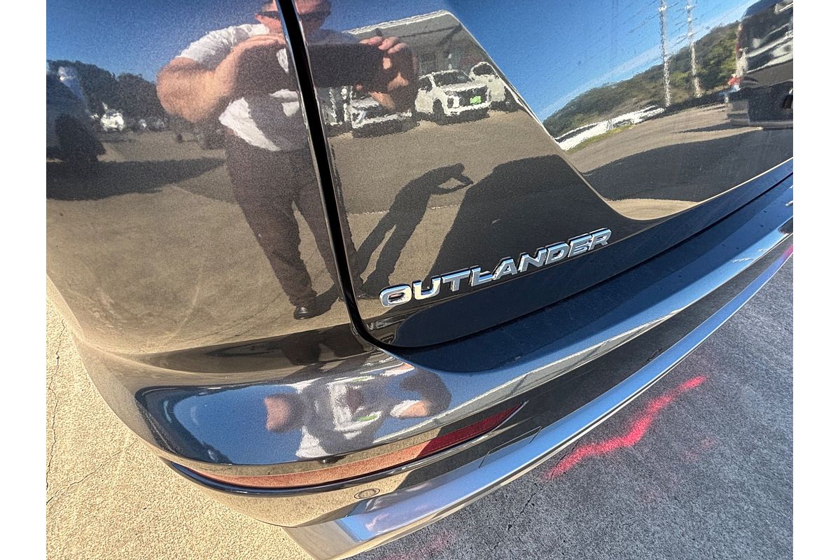 2025 Mitsubishi Outlander Aspire ZM