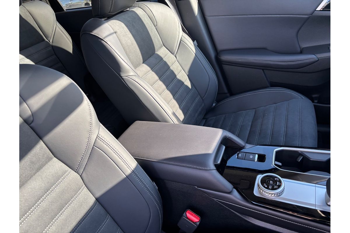 2025 Mitsubishi Outlander Aspire ZM