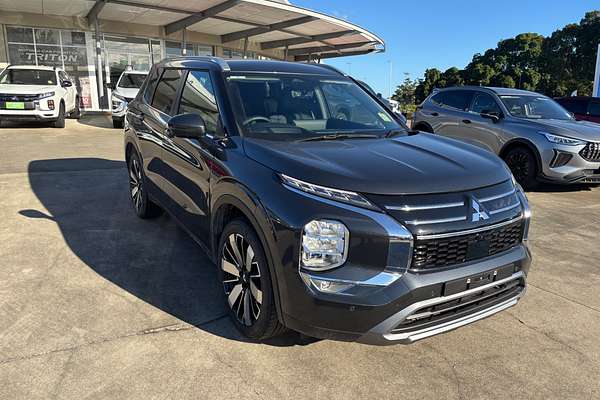 2025 Mitsubishi Outlander Aspire ZM
