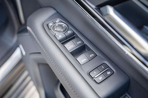 2025 GMC Yukon Denali T1