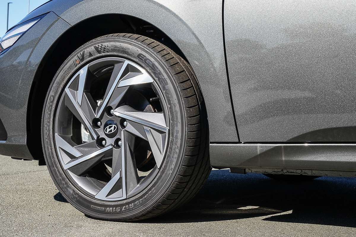2024 Hyundai i30 Premium CN7.V2