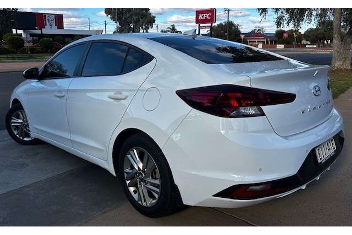 2020 Hyundai Elantra Active AD.2
