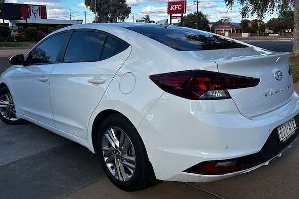 2020 Hyundai Elantra Active AD.2