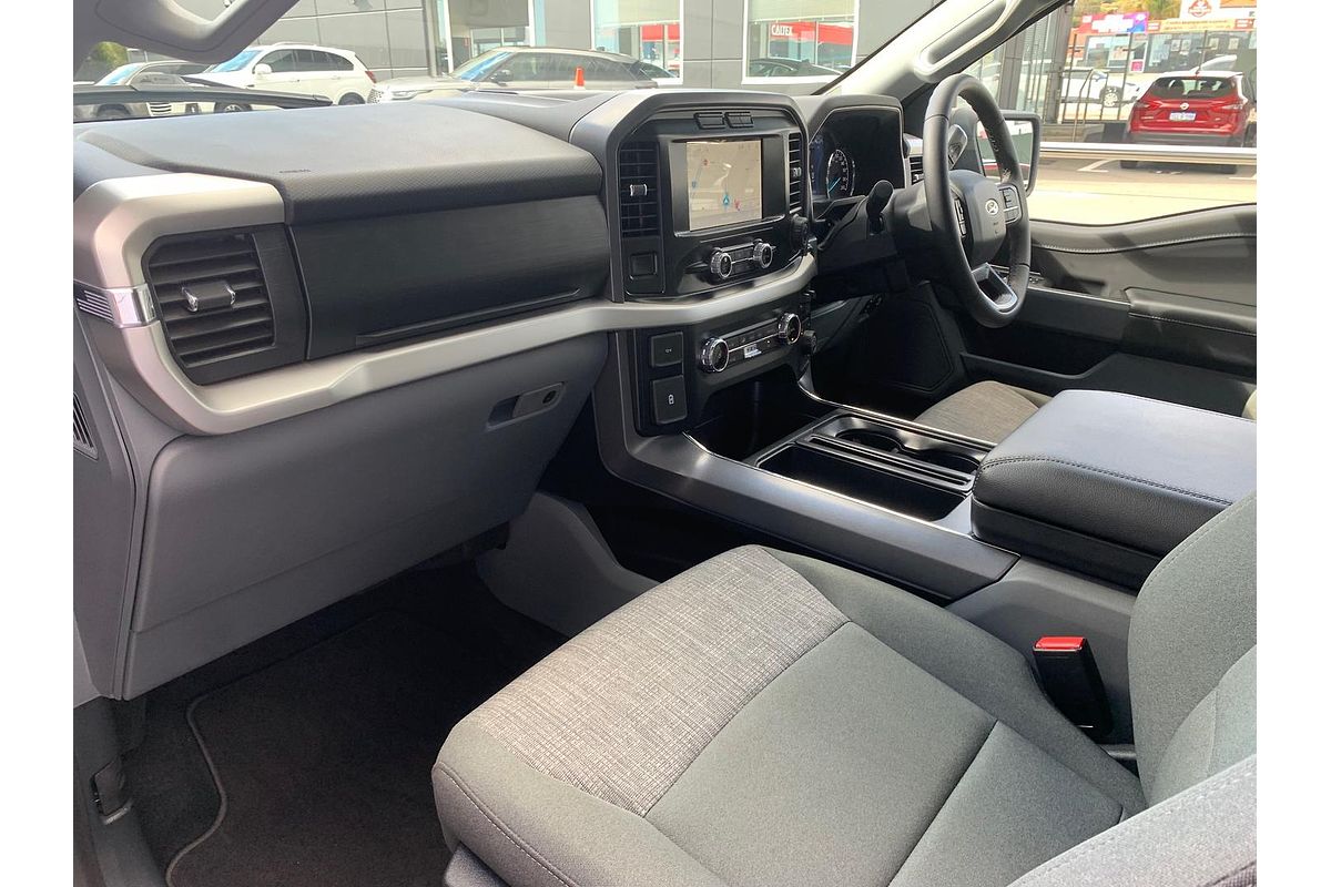 2024 Ford F-150 XLT 4X4 LWB