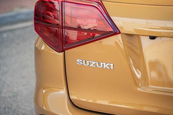 2023 Suzuki Vitara Turbo LY Series II
