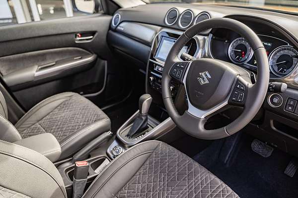2023 Suzuki Vitara Turbo LY Series II