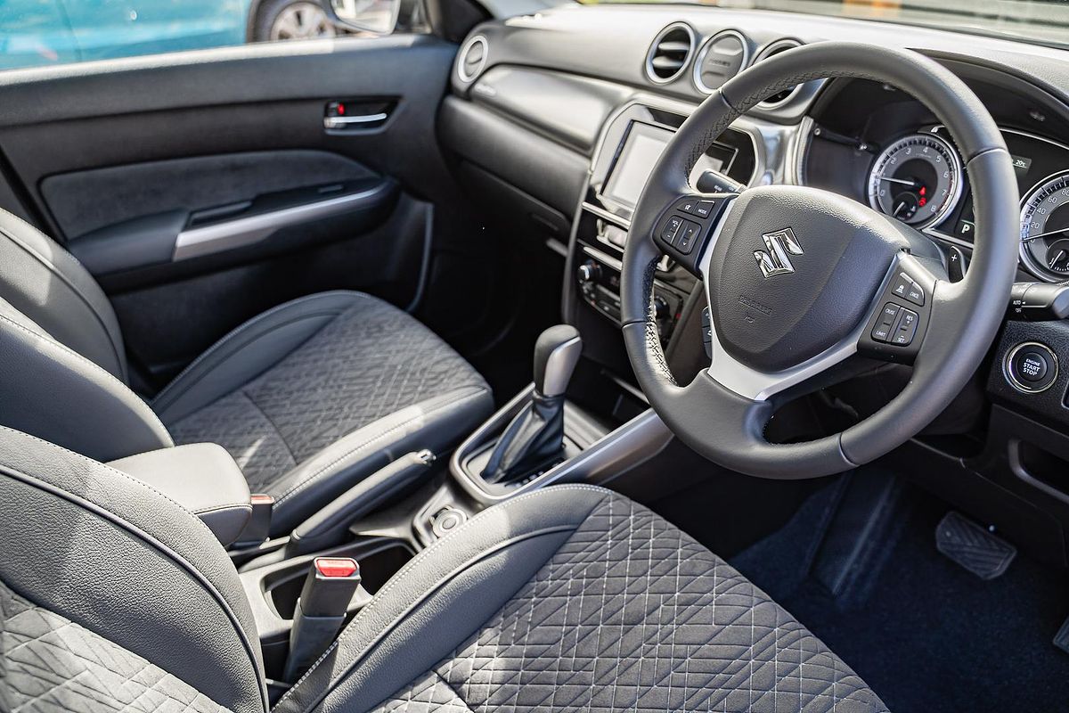 2023 Suzuki Vitara Turbo LY Series II