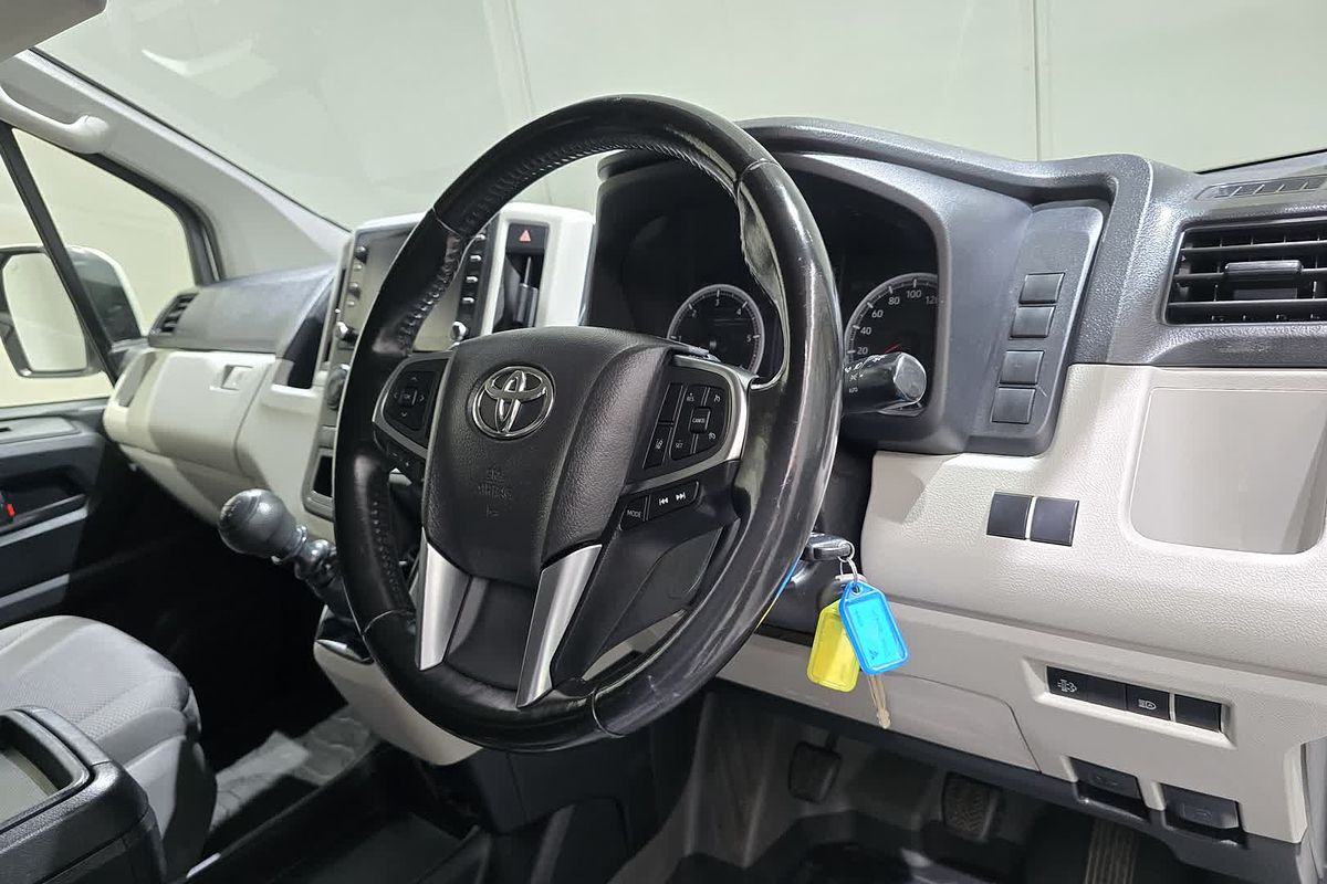 2023 Toyota Hiace GDH300R LWB