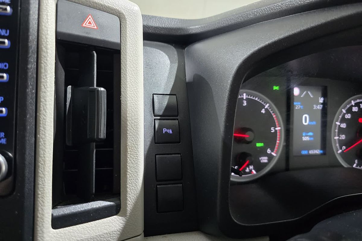 2023 Toyota Hiace GDH300R LWB