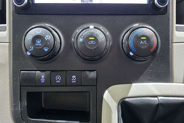2023 Toyota Hiace GDH300R LWB
