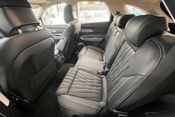 2024 Genesis GV70 2.5T AWD JK.V2