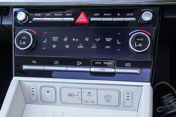 2025 Hyundai Santa Fe Hybrid Calligraphy MX5.V1