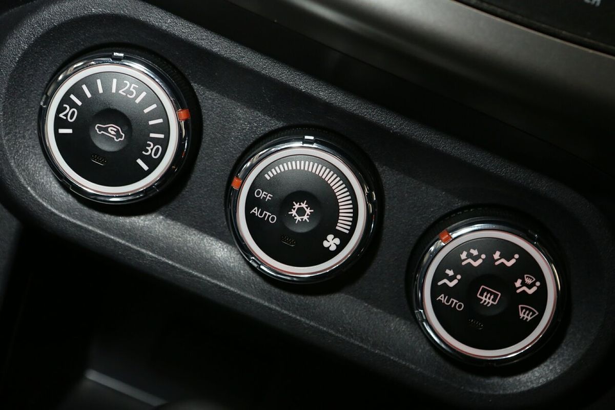 2015 Mitsubishi Lancer ES Sport CJ