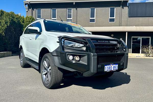 2024 Isuzu MU-X LS-T