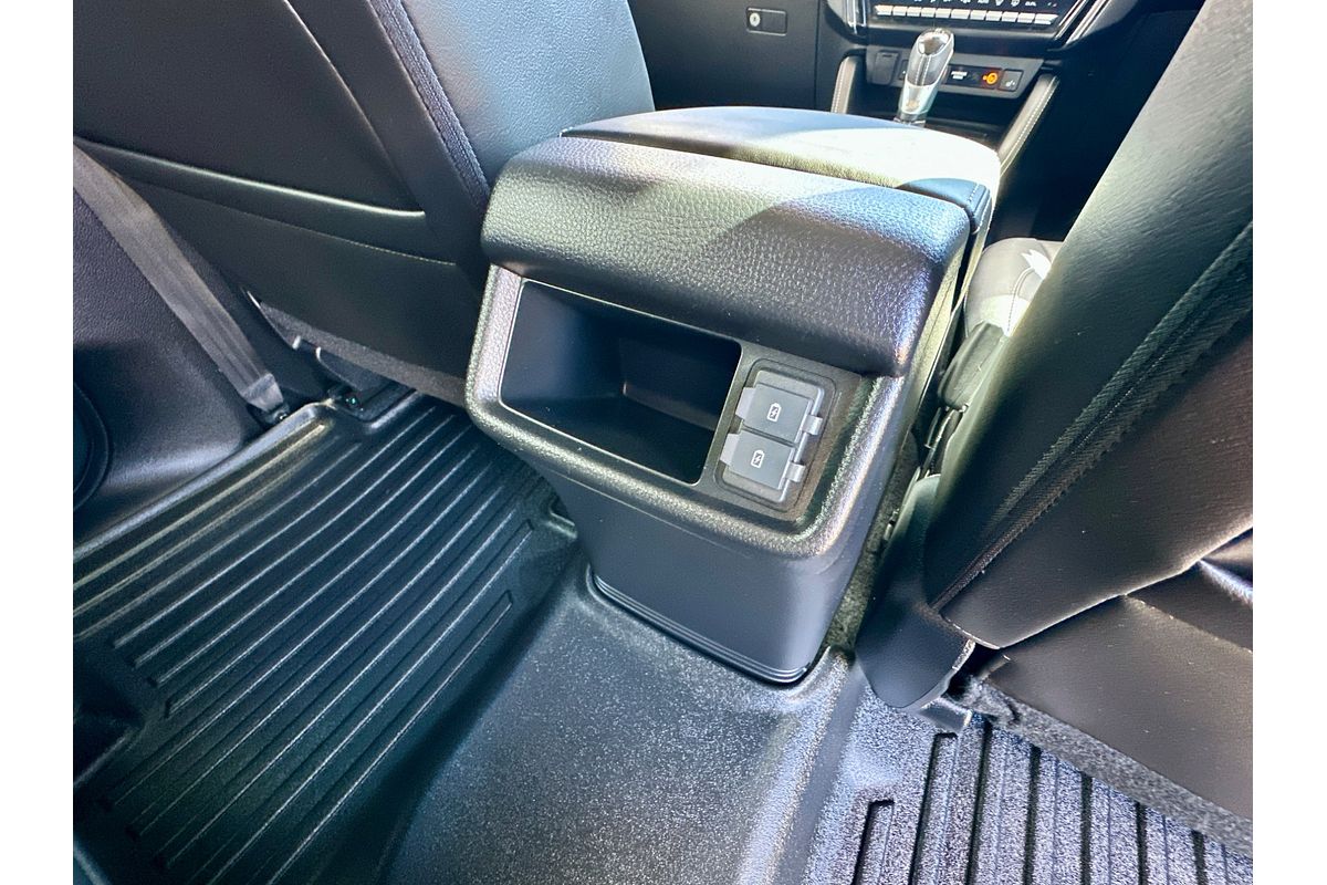 2024 Isuzu MU-X LS-T