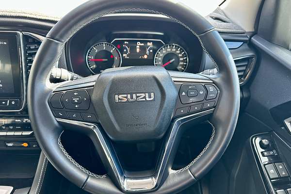 2024 Isuzu MU-X LS-T