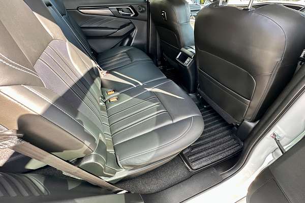 2024 Isuzu MU-X LS-T