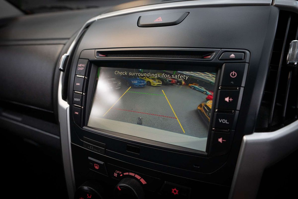 2021 Isuzu MU-X LS-M