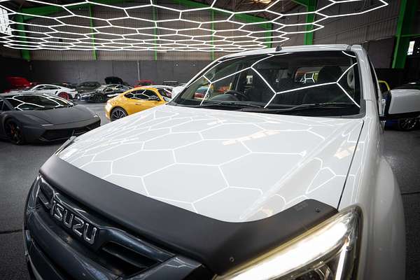 2021 Isuzu MU-X LS-M