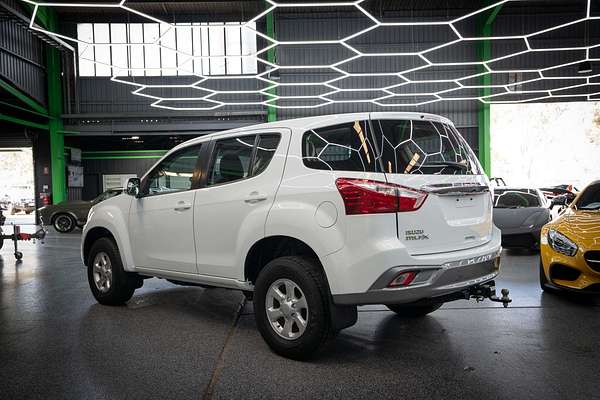 2021 Isuzu MU-X LS-M