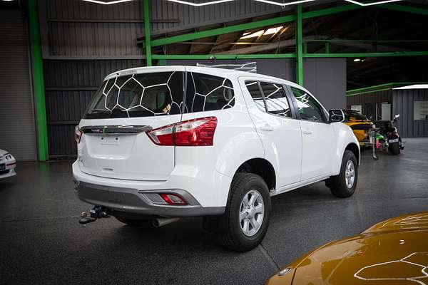 2021 Isuzu MU-X LS-M