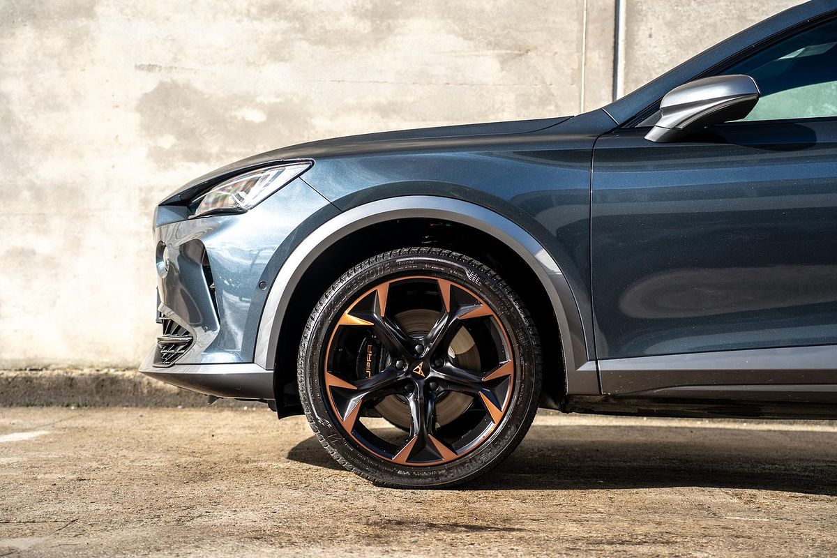 2024 CUPRA Formentor VZx KM