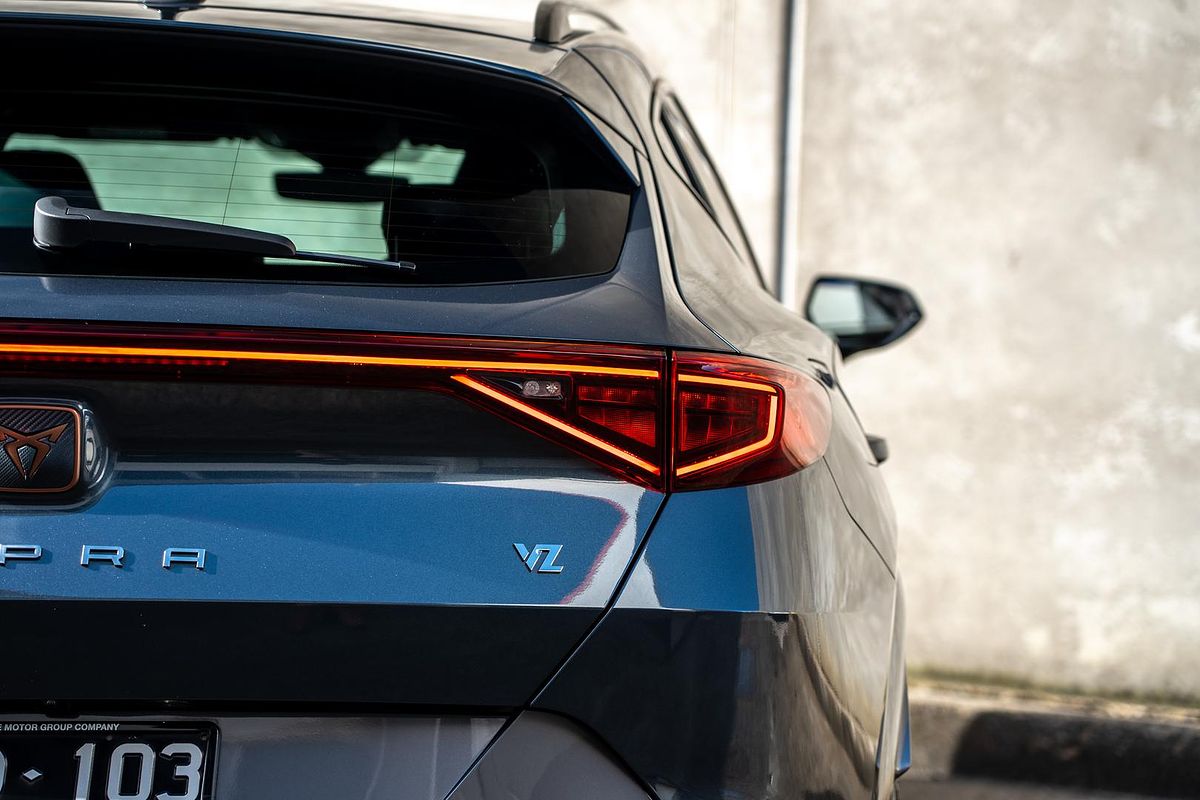 2024 CUPRA Formentor VZx KM