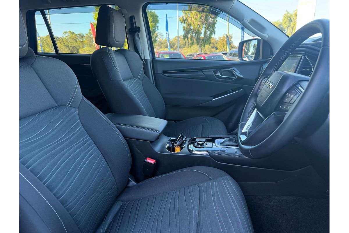 2022 Isuzu MU-X LS-U