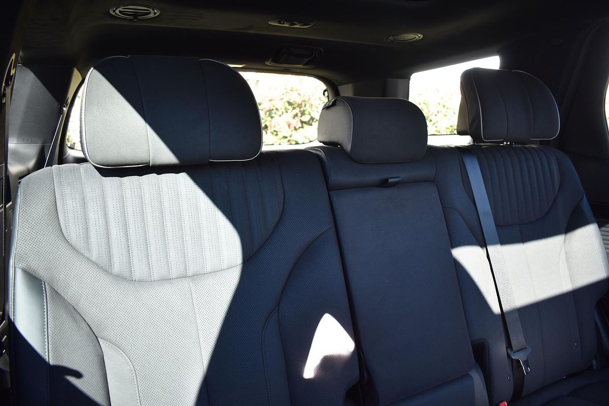 2025 Hyundai Palisade Calligraphy Black Ink LX2.V5