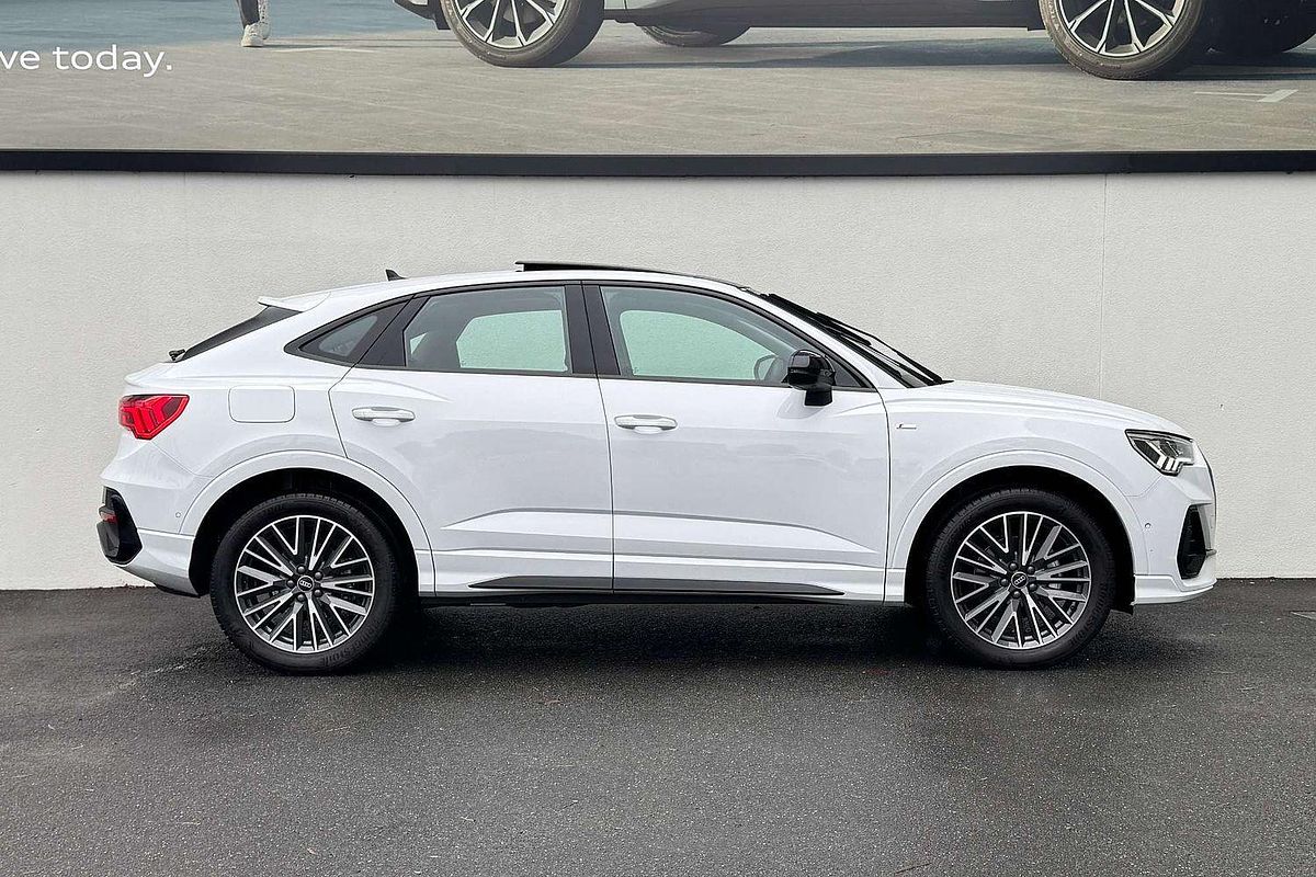 2025 Audi Q3 35 TFSI S line F3