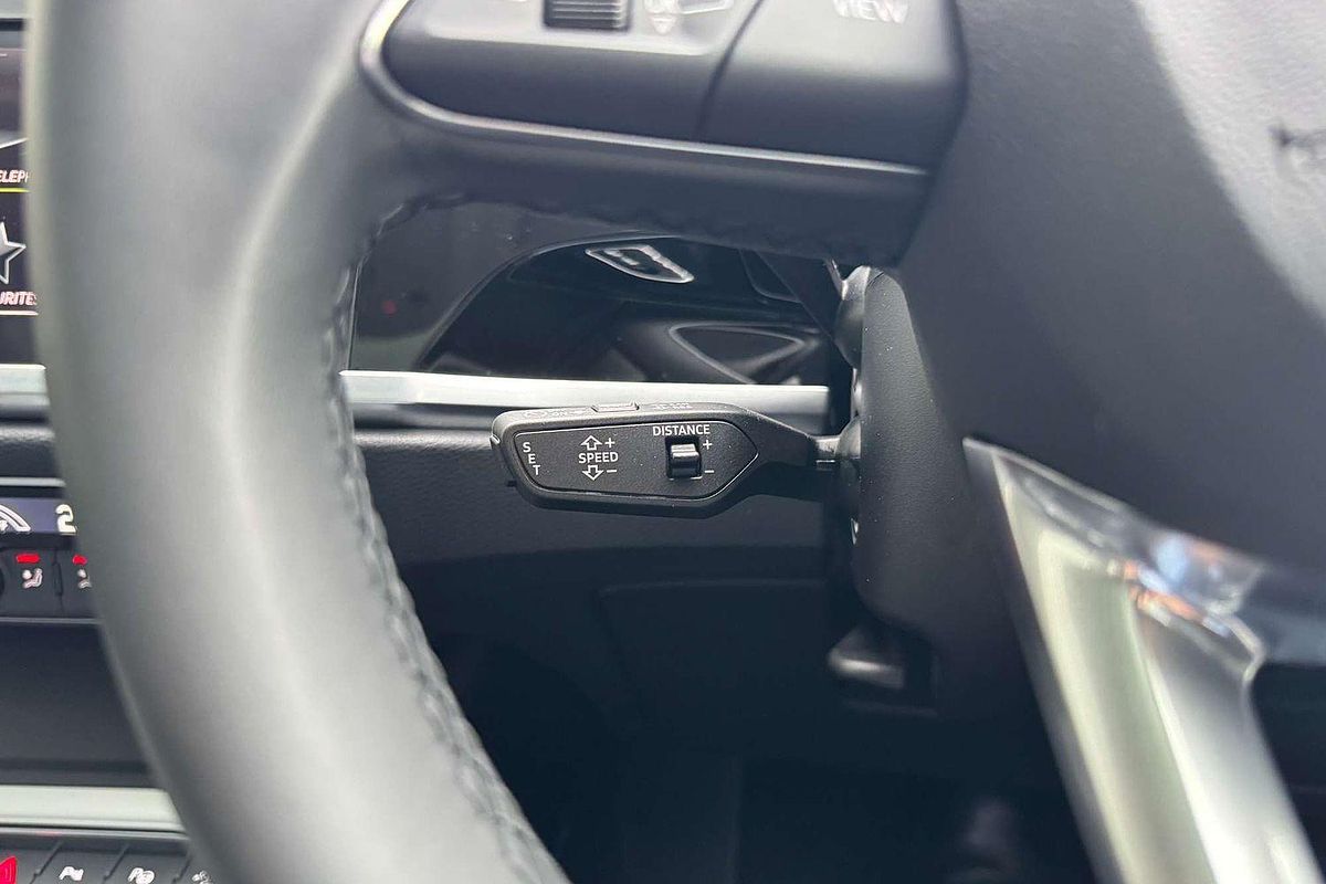 2025 Audi Q3 35 TFSI S line F3