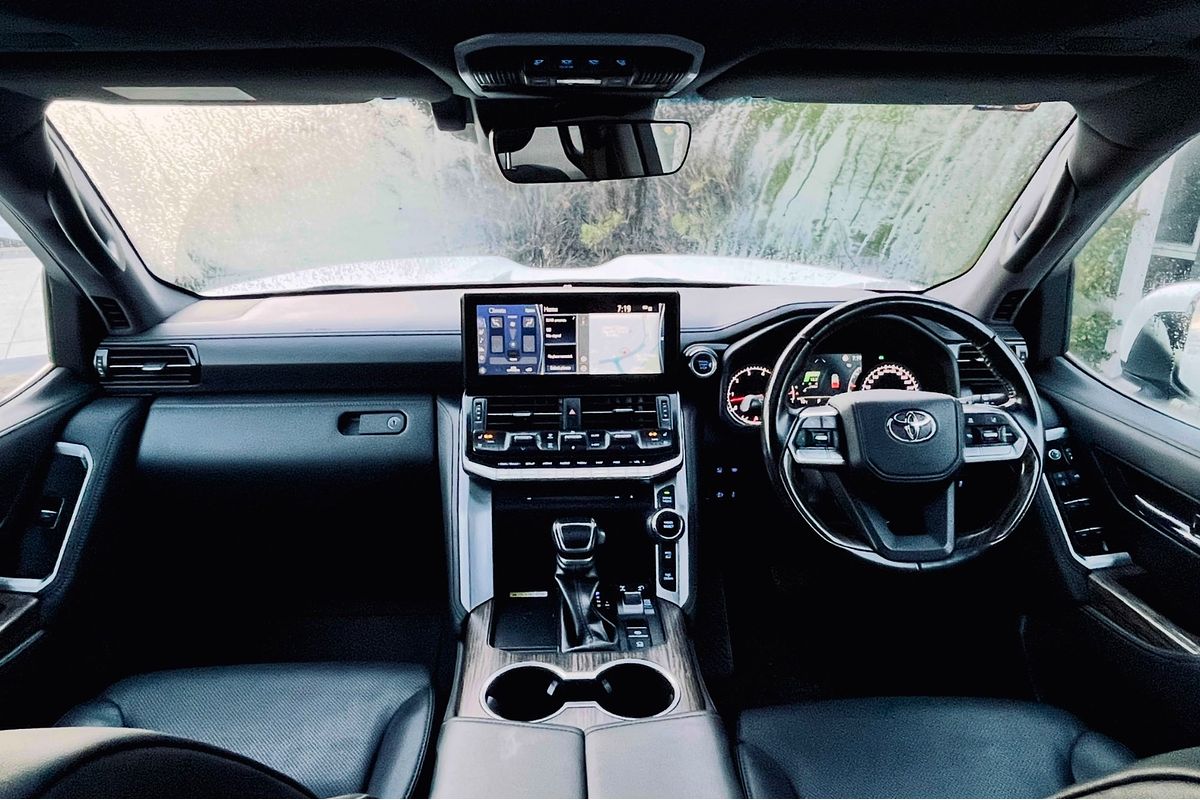 2022 Toyota Landcruiser VX FJA300R